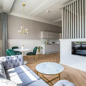 Homewell Boutique Apartment