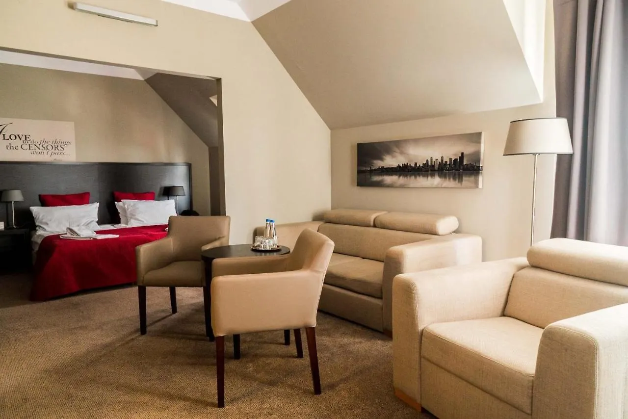 Comm Hotel Poznan Airport