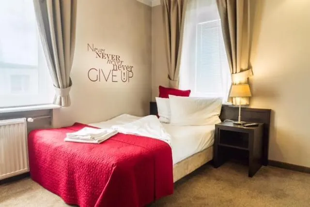 Comm Hotel Poznan Airport Polonia