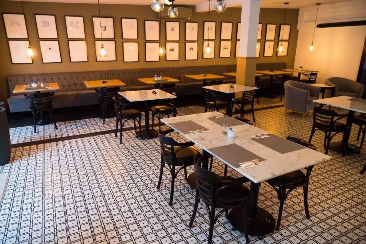 Comm Hotel Poznan Airport