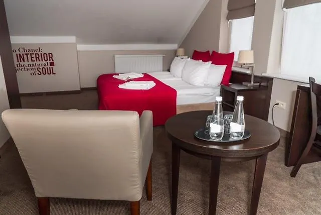 Comm Hotel Poznań Airport Polska